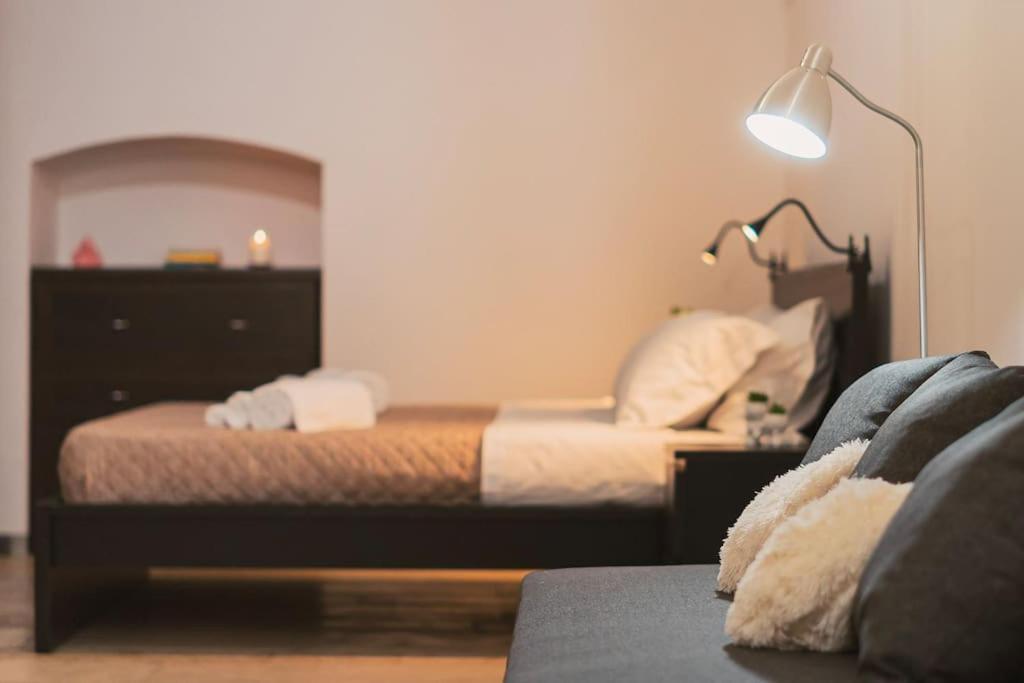 Trani -Suite ❉Marmor - Elegante Casa Storica ❉ Екстериор снимка