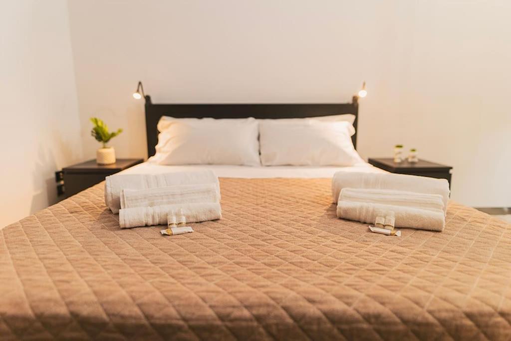 Trani -Suite ❉Marmor - Elegante Casa Storica ❉ Екстериор снимка